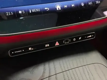 Photo 15 Mercedes Classe E  220 d AMG Line Berlin