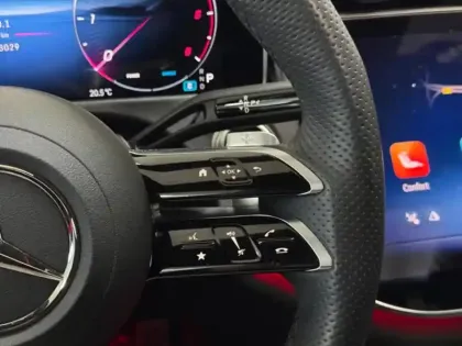 Photo 21 Mercedes Classe E  220 d AMG Line Berlin