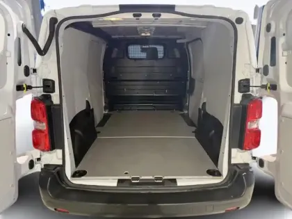 Photo 9 Toyota Proace Medium 2.0 140 BVM Start 2.0L D 4D