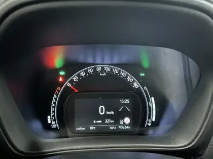 Photo 23 Toyota Aygo 1.0 VVT-i 72 Dynamic