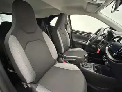 Photo 14 Toyota Aygo 1.0 VVT-i 72 Dynamic