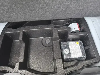 Photo 12 Toyota Yaris Hybride 116h Dynamic