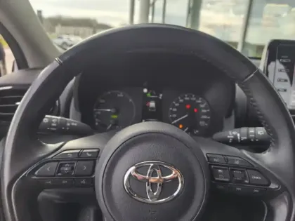 Photo 6 Toyota Yaris Hybride 116h Dynamic