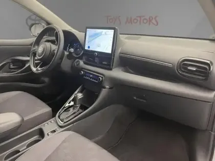 Photo 12 Toyota Yaris Hybride 116h Design PAC