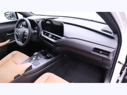 Photo 25 Lexus UX 300h 2WD Le HYBRIDE MC TECHNO