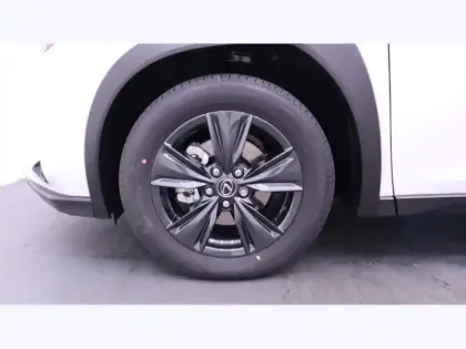 Photo 17 Lexus UX 300h 2WD Le HYBRIDE MC TECHNO