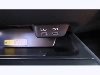 Photo 14 Lexus UX 300h 2WD Le HYBRIDE MC TECHNO