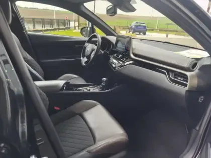 Photo 11 Toyota C-HR 1.8 HYBRIDE 122 DISTINCTIVE