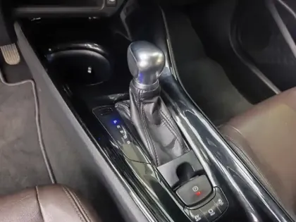 Photo 15 Toyota C-HR 1.8 HYBRIDE 122 DISTINCTIVE