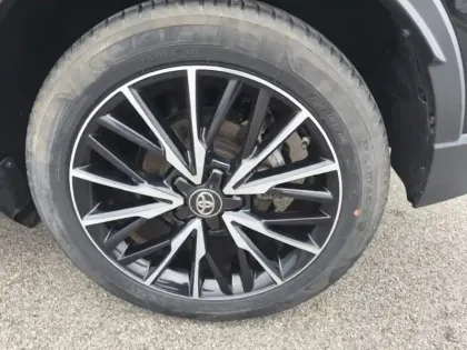 Photo 19 Toyota C-HR 1.8 HYBRIDE 122 DISTINCTIVE