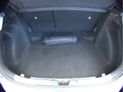 Photo 14 Toyota Corolla Hybride 140h Design