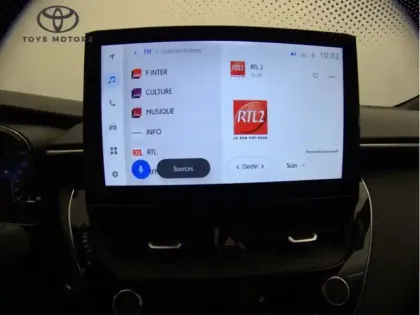 Photo 8 Toyota Corolla Hybride 140h Design