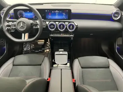 Photo 9 Mercedes CLA Coupé 200 d AMG Line