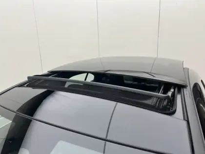 Photo 10 Mercedes CLA Coupé 200 d AMG Line