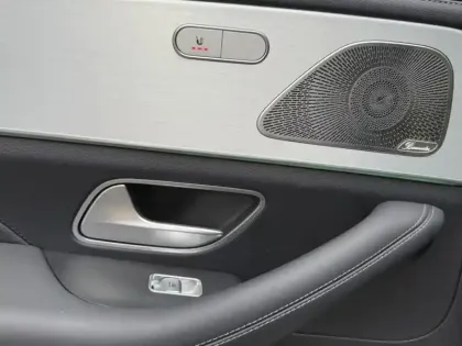 Photo 17 Mercedes GLE 350 de 4MATIC AMG Line