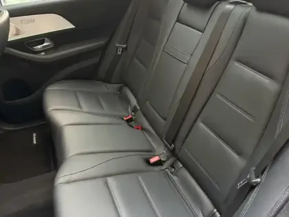 Photo 7 Mercedes GLE 350 de 4MATIC AMG Line