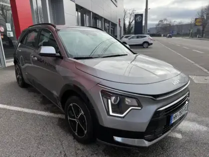 Photo 6 Kia Niro 1.6 GDi 138 ch HEV DCT6 Active