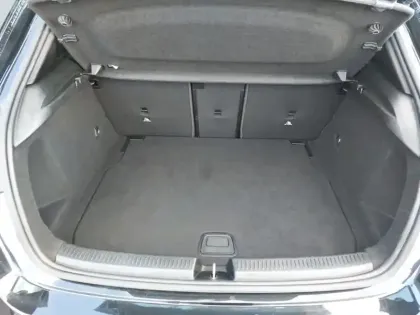 Photo 8 Mercedes Classe A 200 d AMG Line