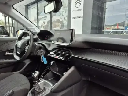 Photo 26 Peugeot 208 II 100 ch Style