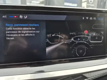 Photo 14 Peugeot 208 II 100 ch Style