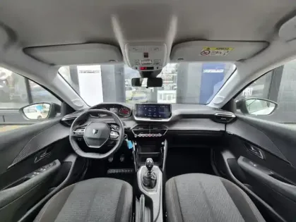 Photo 5 Peugeot 208 II 100 ch Style