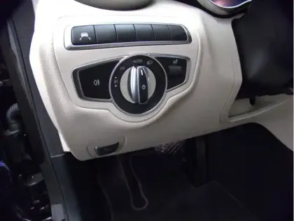 Photo 15 Mercedes Classe C Berline 300 e 4MATIC Avantgarde Line Cla