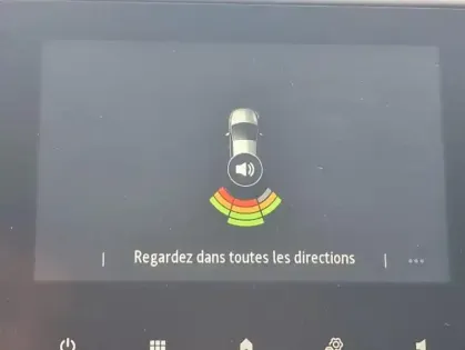 Photo 31 Renault Clio V Evolution Blue dCi 100 -25