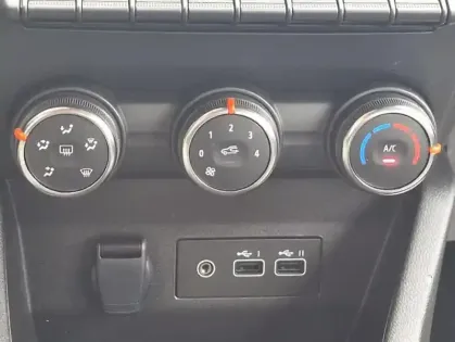 Photo 38 Renault Clio V Evolution Blue dCi 100 -25