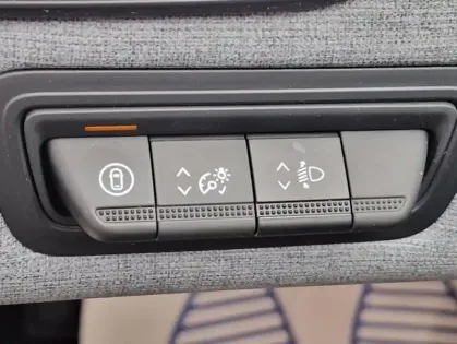 Photo 39 Renault Clio V Evolution Blue dCi 100 -25