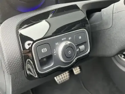 Photo 17 Mercedes Classe A 200 AMG Line