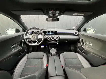 Photo 26 Mercedes Classe A 200 AMG Line