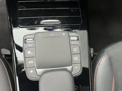 Photo 20 Mercedes Classe A 200 AMG Line