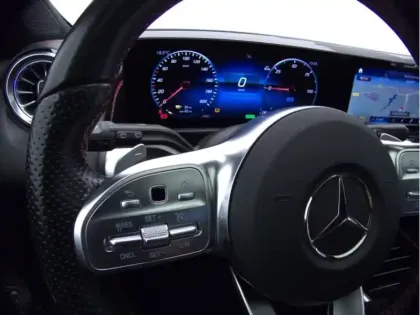 Photo 14 Mercedes Classe B 250 AMG Line