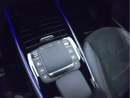 Photo 20 Mercedes Classe B 250 AMG Line