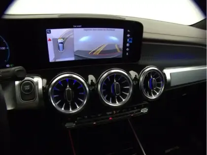 Photo 19 Mercedes Classe B 250 AMG Line