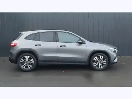 Photo 12 Mercedes GLA 200 d Progressive Line