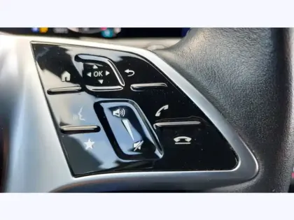 Photo 15 Mercedes GLA 200 d Progressive Line