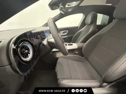 Photo 18 Mercedes CLA Coupe 200 AMG Line