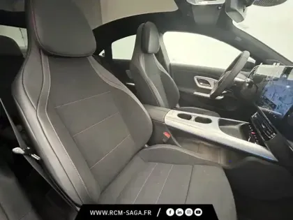 Photo 21 Mercedes CLA Coupe 200 AMG Line