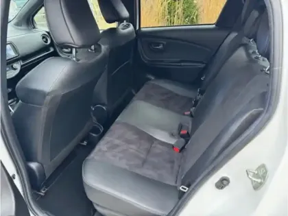 Photo 10 Toyota Yaris Gén. III Ph3 GR SPORT 5