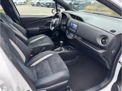 Photo 17 Toyota Yaris Gén. III Ph3 GR SPORT 5