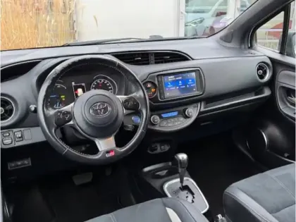 Photo 5 Toyota Yaris Gén. III Ph3 GR SPORT 5