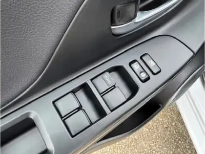 Photo 20 Toyota Yaris Gén. III Ph3 GR SPORT 5