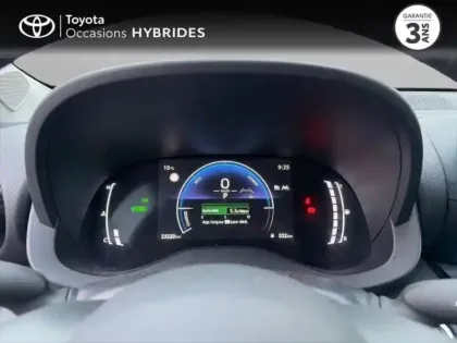 Photo 13 Toyota Yaris  Cross 116h Dynamic Business MC24