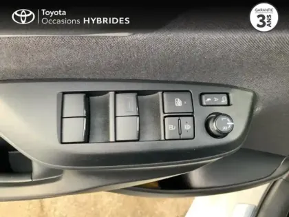 Photo 11 Toyota Yaris  116h Design 5p MY22