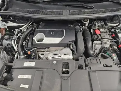 Photo 9 DS Ds 7  Crossback E-TENSE 225ch Rivoli