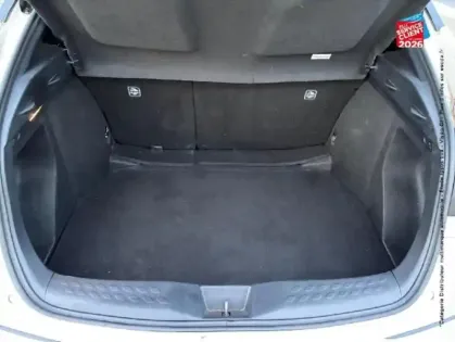 Photo 13 Toyota C-HR  122h Collection 2WD E-CVT RC18