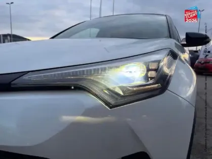 Photo 12 Toyota C-HR  122h Collection 2WD E-CVT RC18