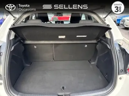 Photo 9 Toyota Yaris  116h Design 5p MY22