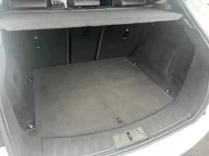 Photo 9 Jaguar E-Pace  P200 FlexFuel MHEV 200ch R-Dynamic S